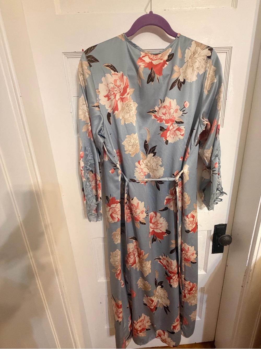 Flora Nikrooz Dusty Blue Floral 100% polyester Robe with Coral and Cream Blooms - Picture 2 of 8